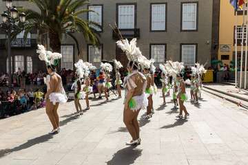 El Carnaval 'okupa' las calles del casco antiguo de la capital (Foto José Francisco Fernández Belda)